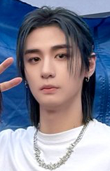 Latest photo of Leehan (BOYNEXTDOOR)