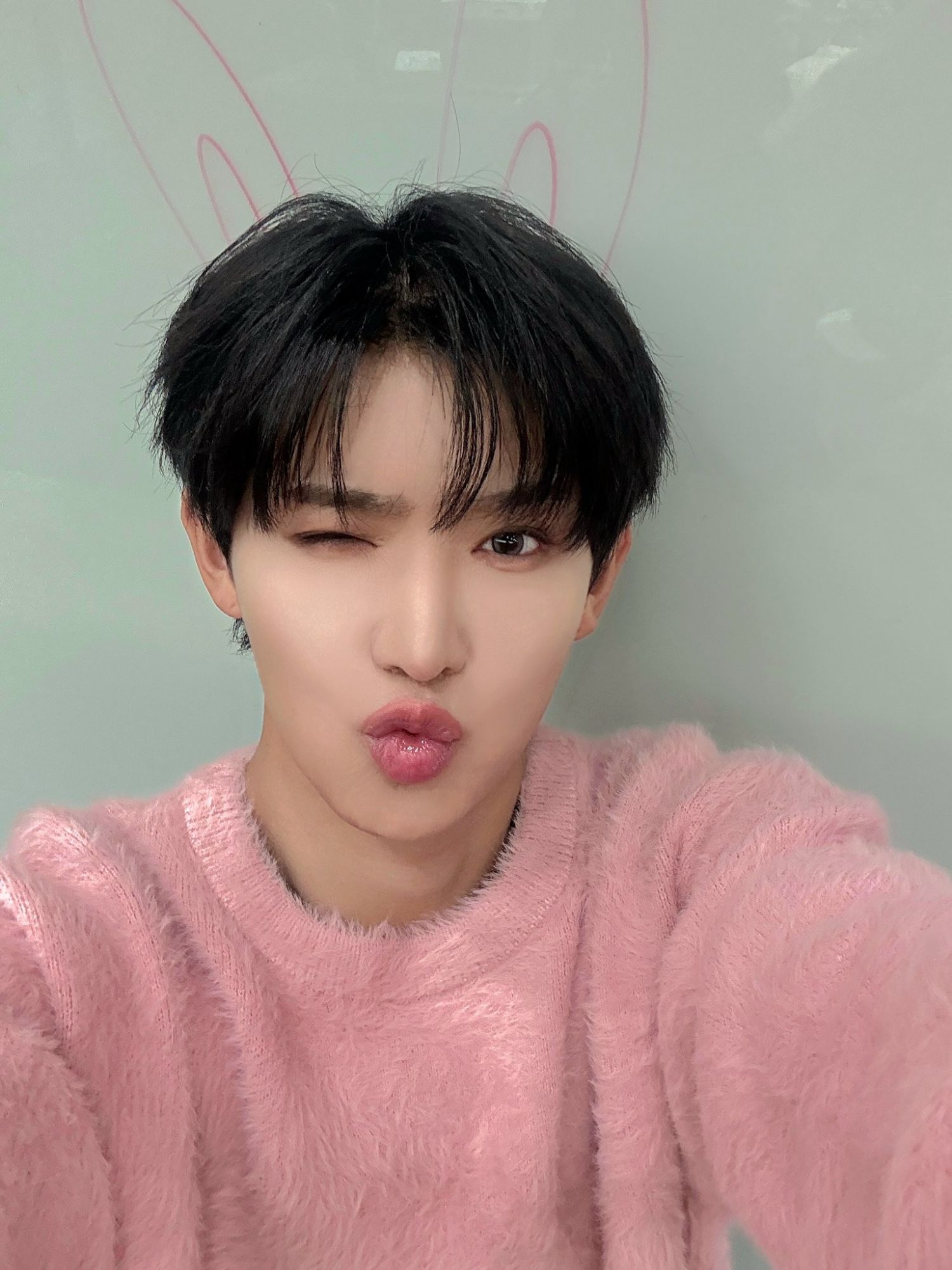 Behind-the-scenes cut of Yi Chen (MODYSSEY)