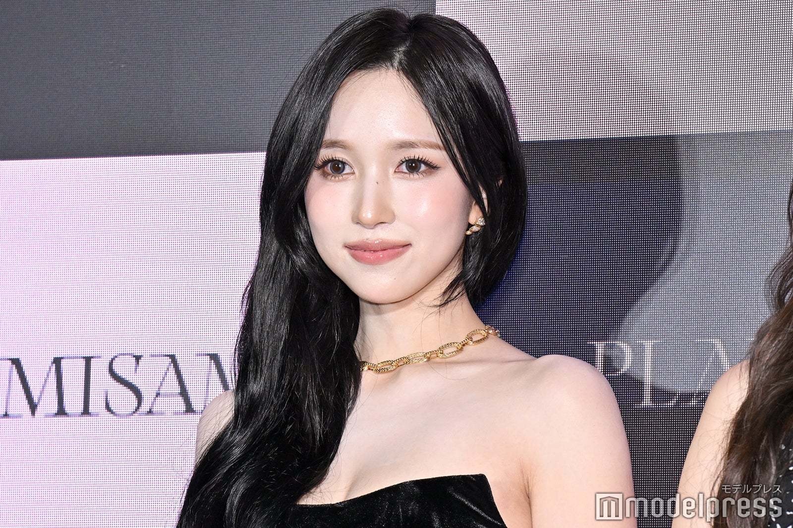 Foto terbaru Mina (TWICE)