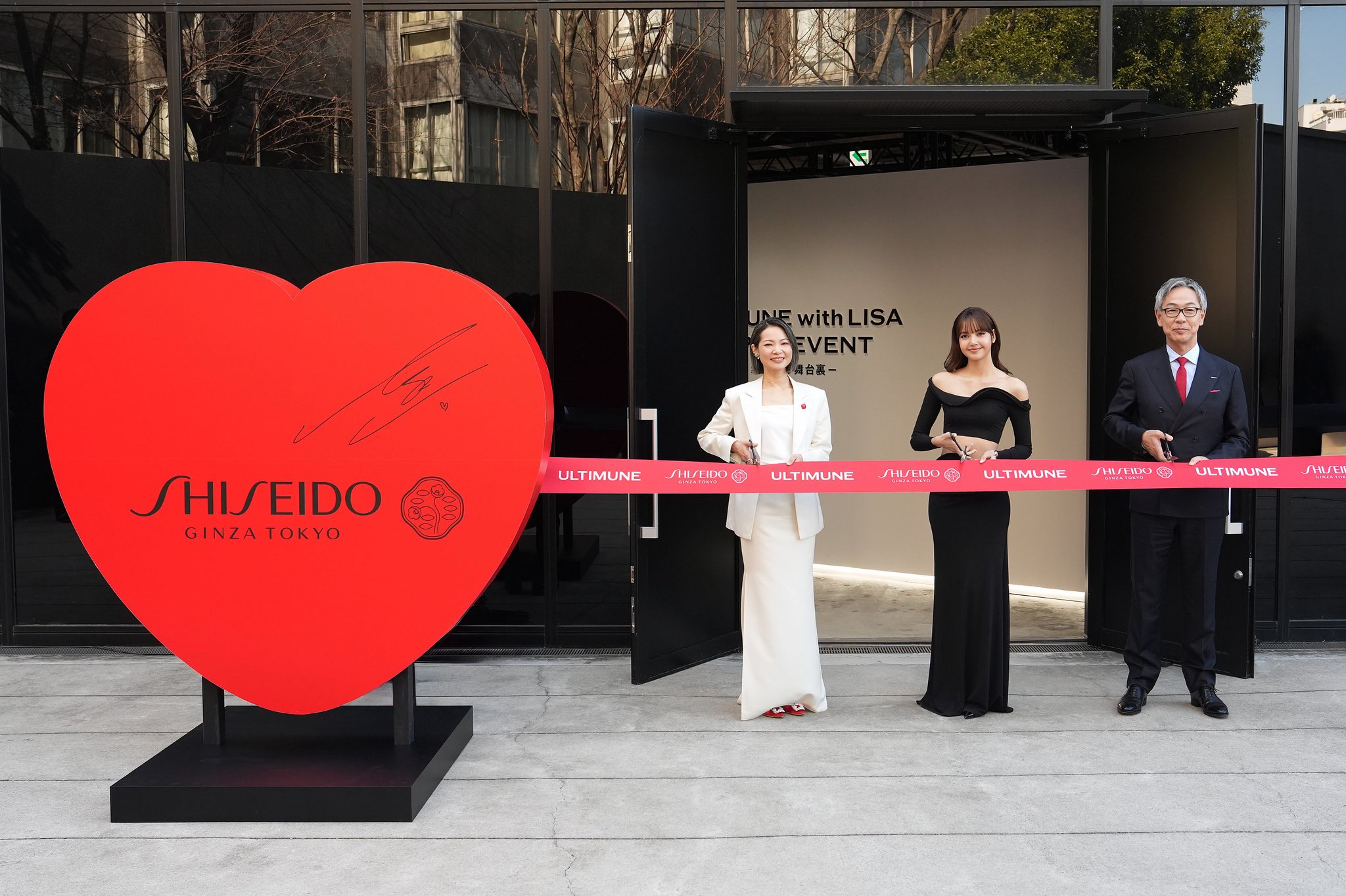 리사 (BLACKPINK)의 최신 사진