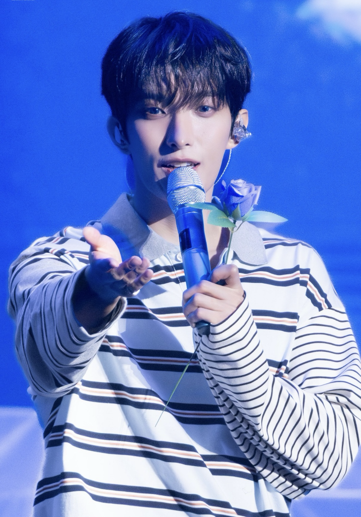 Behind-the-scenes cut of DK (SEVENTEEN)
