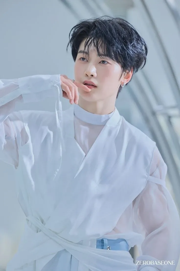 K-pop star post gaining attention now