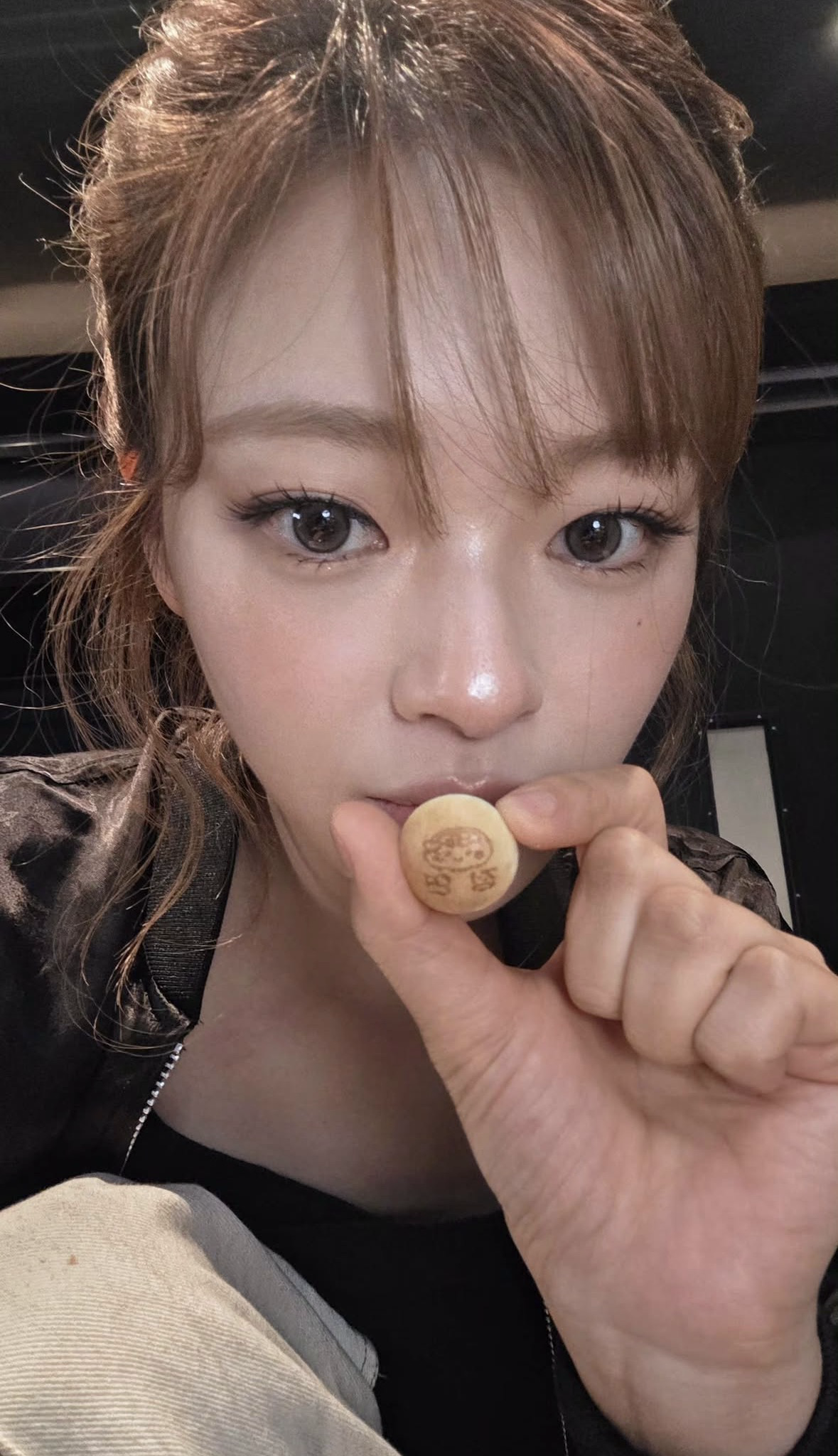 Latest photo of Jeongyeon (TWICE)