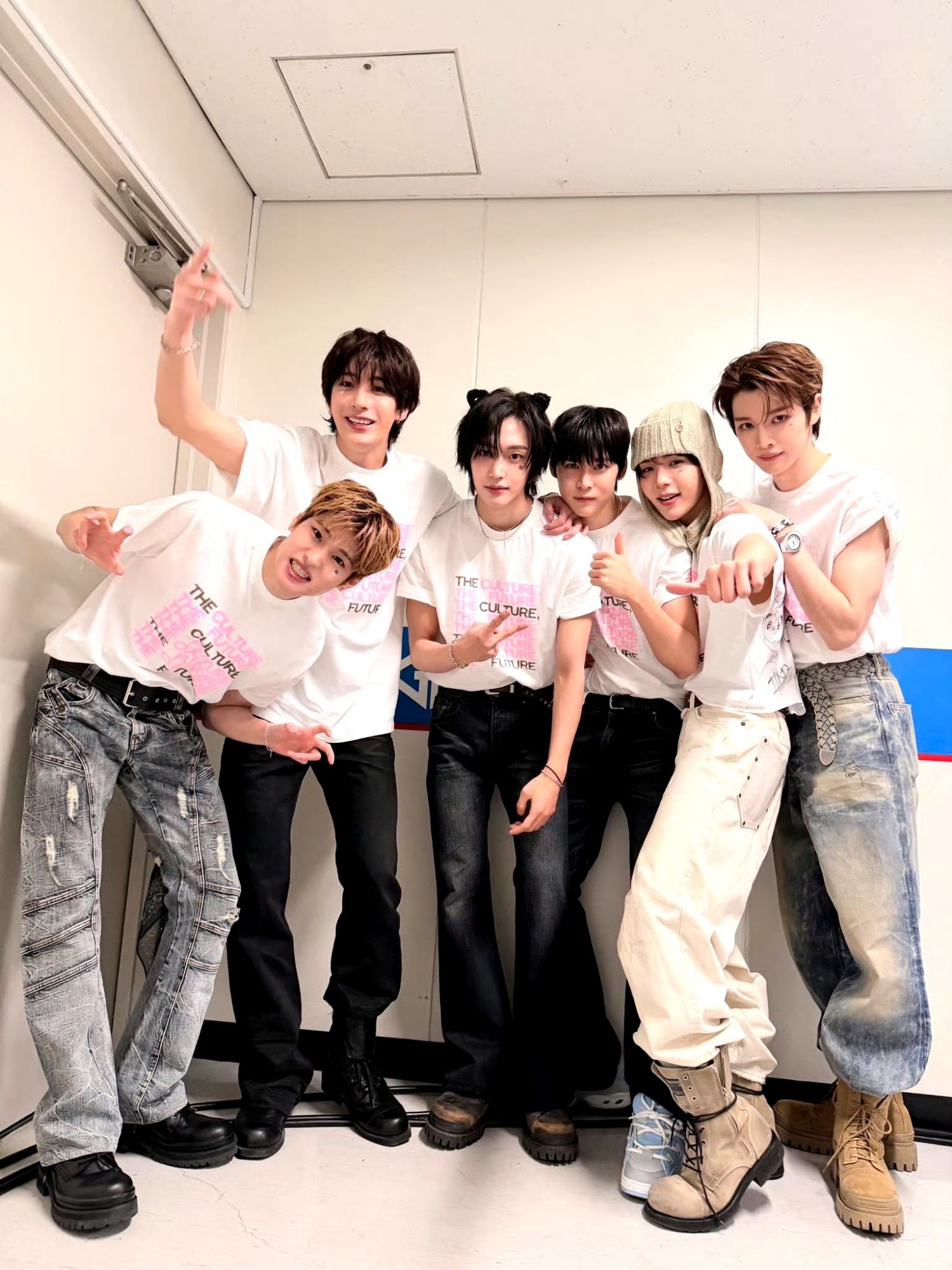 Hot post catching attention from 라이즈's fandom