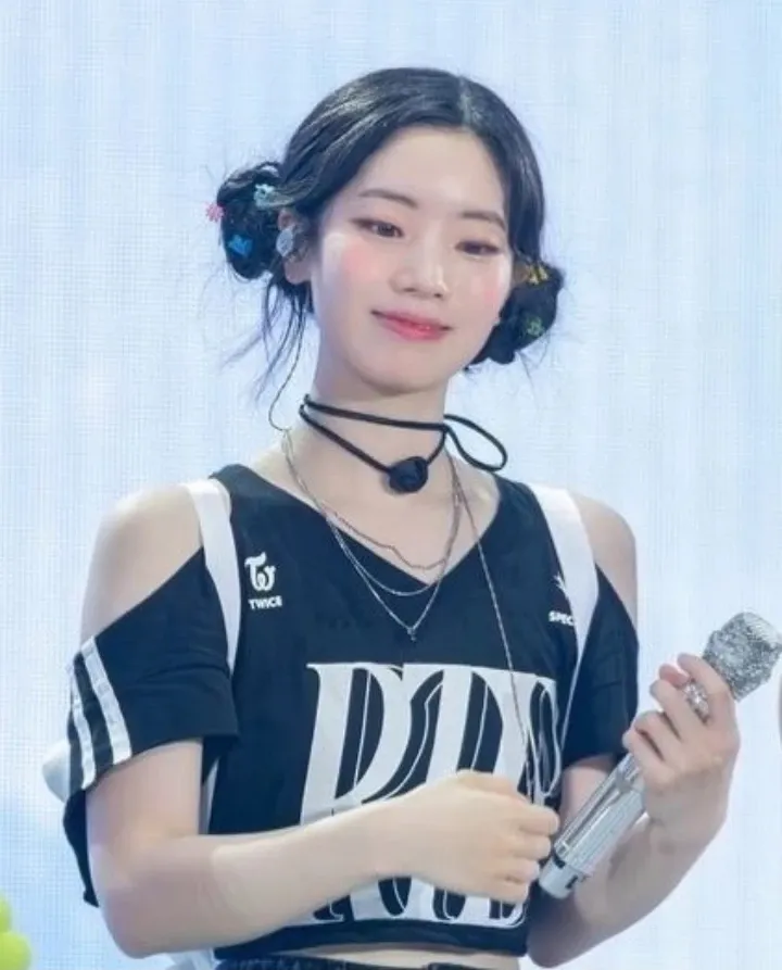 Momen yang diabadikan oleh penggemar Dahyun (TWICE)