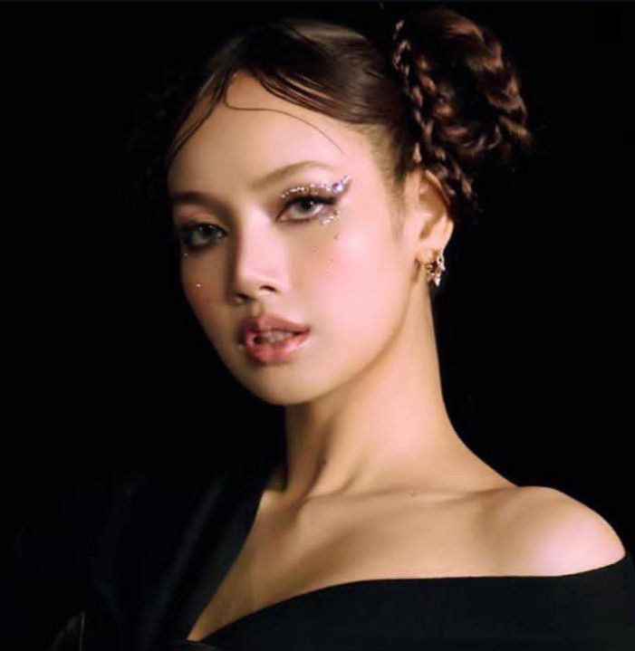 리사 (BLACKPINK) 최근 활동샷