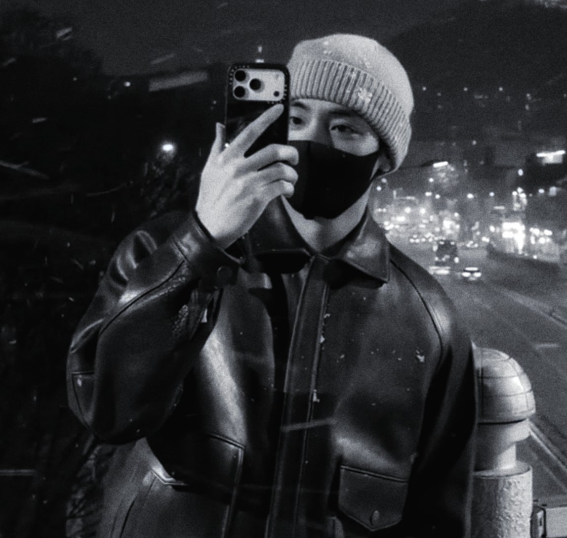 뷔 (방탄소년단)의 비하인드 컷