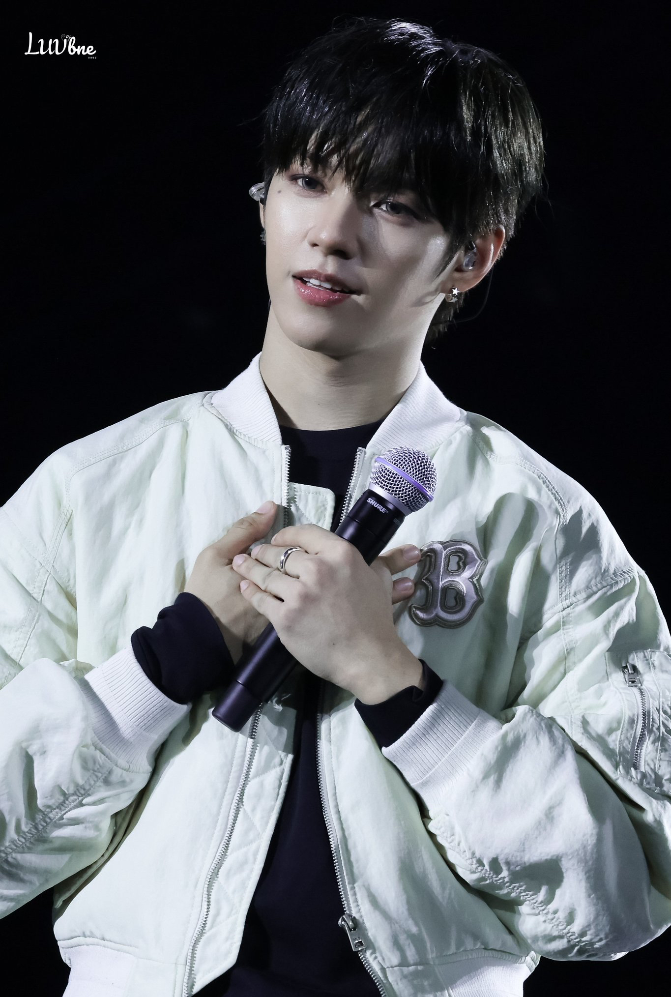 Recent activity shot of JL (AHOF)