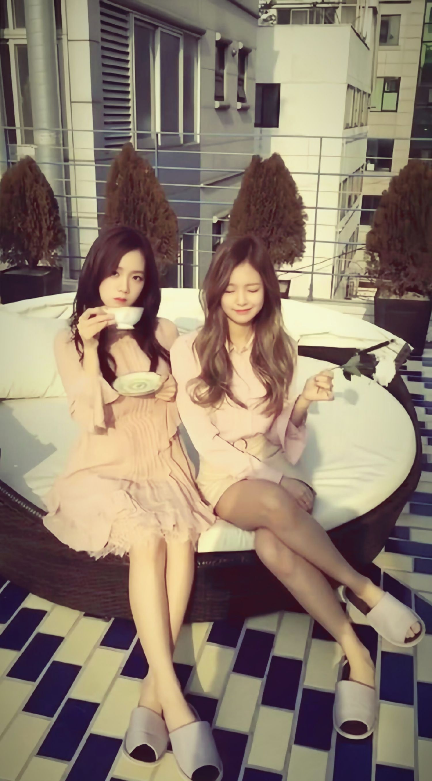 Today's most popular wallpaper in the BLACKPINK community