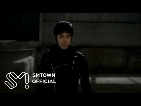 Behind-the-scenes cut of TVXQ