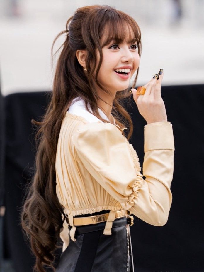 리사 (BLACKPINK)의 비하인드 컷