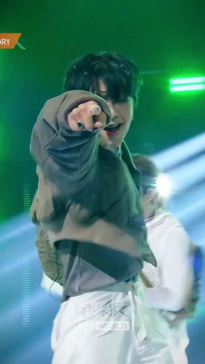 Today's most popular wallpaper in the He Xinlong (ALPHA DRIVE ONE) community