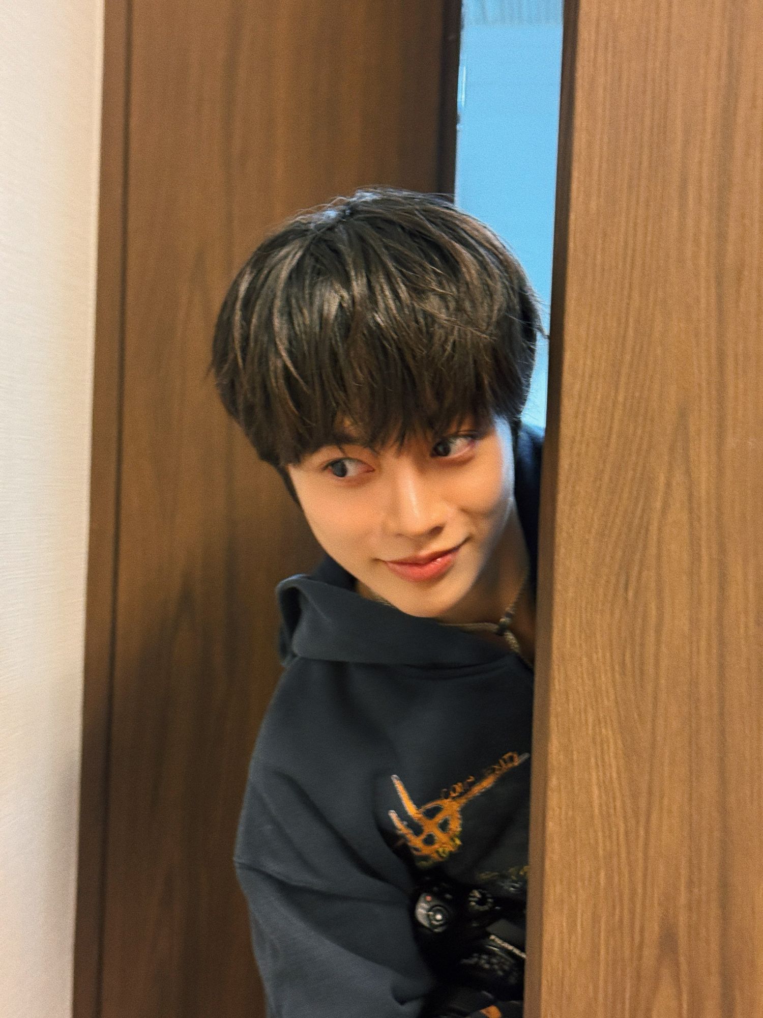 Foto terbaru Hanbin (TEMPEST)