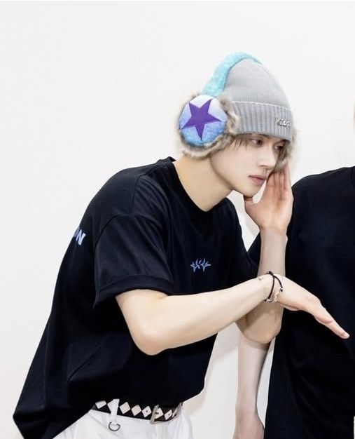 K-pop star post gaining attention now