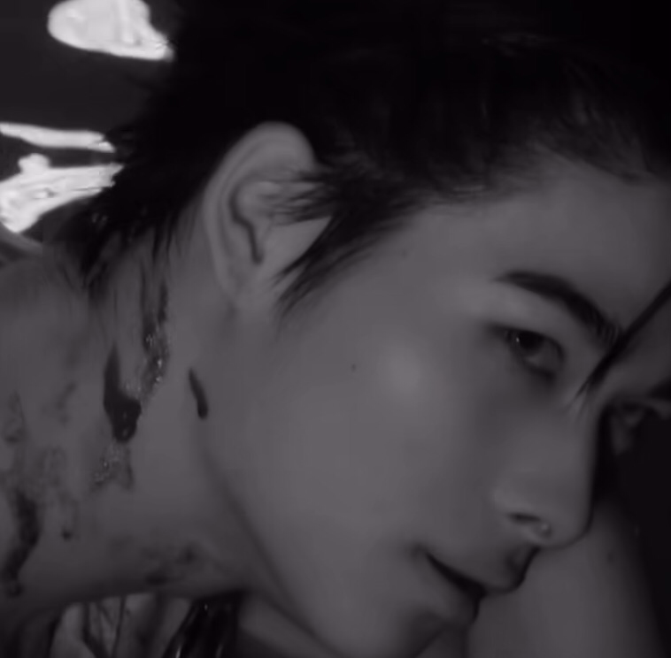 NI-KI (ENHYPEN)的最新照片