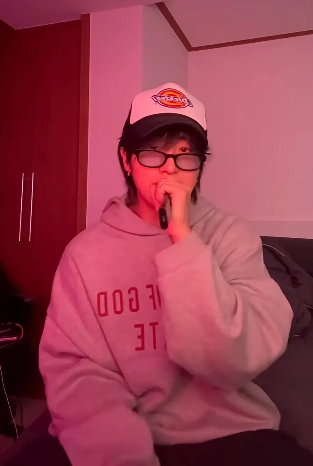Latest photo of HAN (Stray Kids)