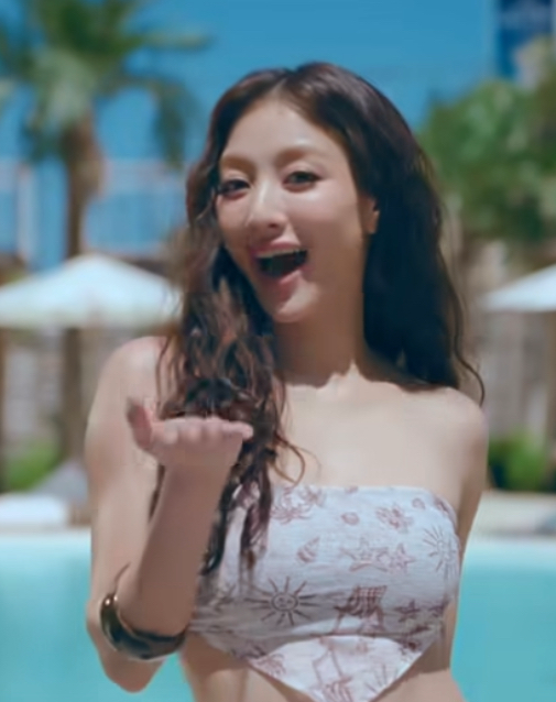 志效 (TWICE)的最新活动照片