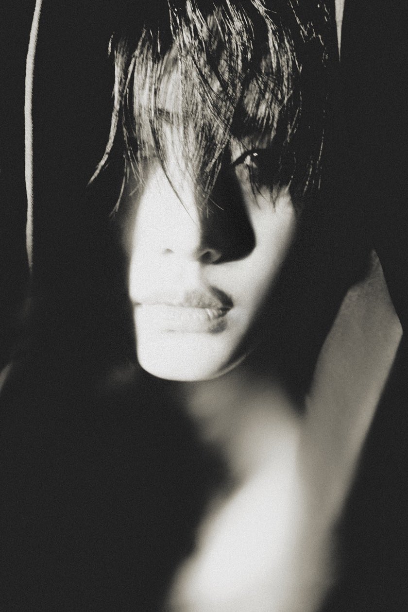 Behind-the-scenes cut of Sunghoon (ENHYPEN)