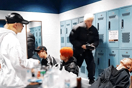 Latest photo of Hyunjin (Stray Kids)