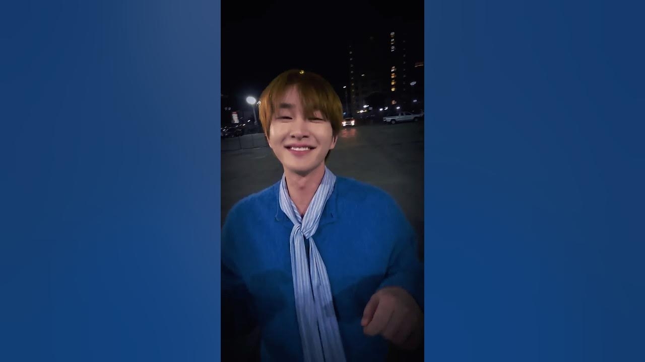 A moment captured by Onew (SHINee)'s fan