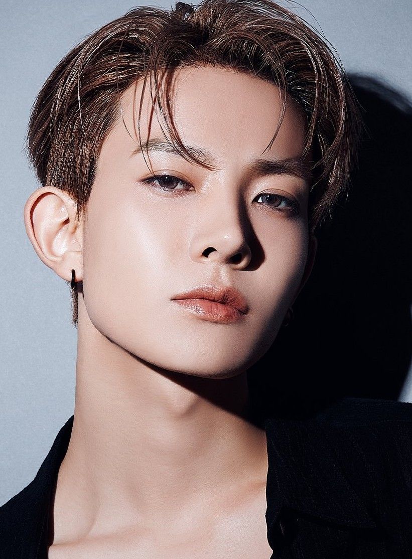 ヒスン (ENHYPEN)の最新写真