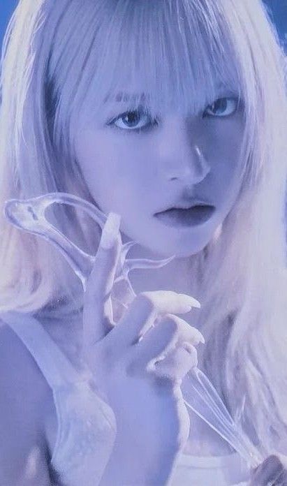 Recent activity shot of LILY (NMIXX)