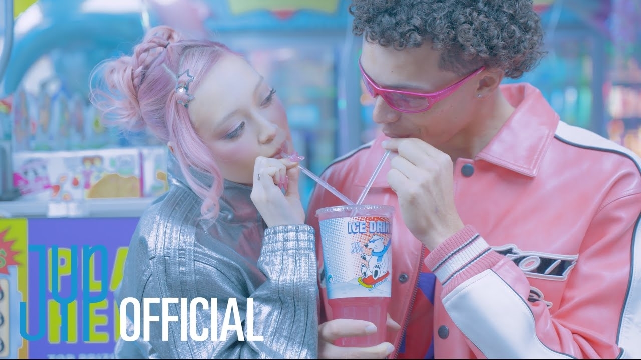 Behind-the-scenes cut of GIRLSET