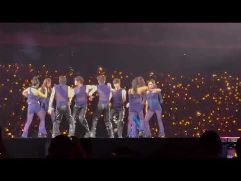 Momen yang diabadikan oleh penggemar Tzuyu (TWICE)