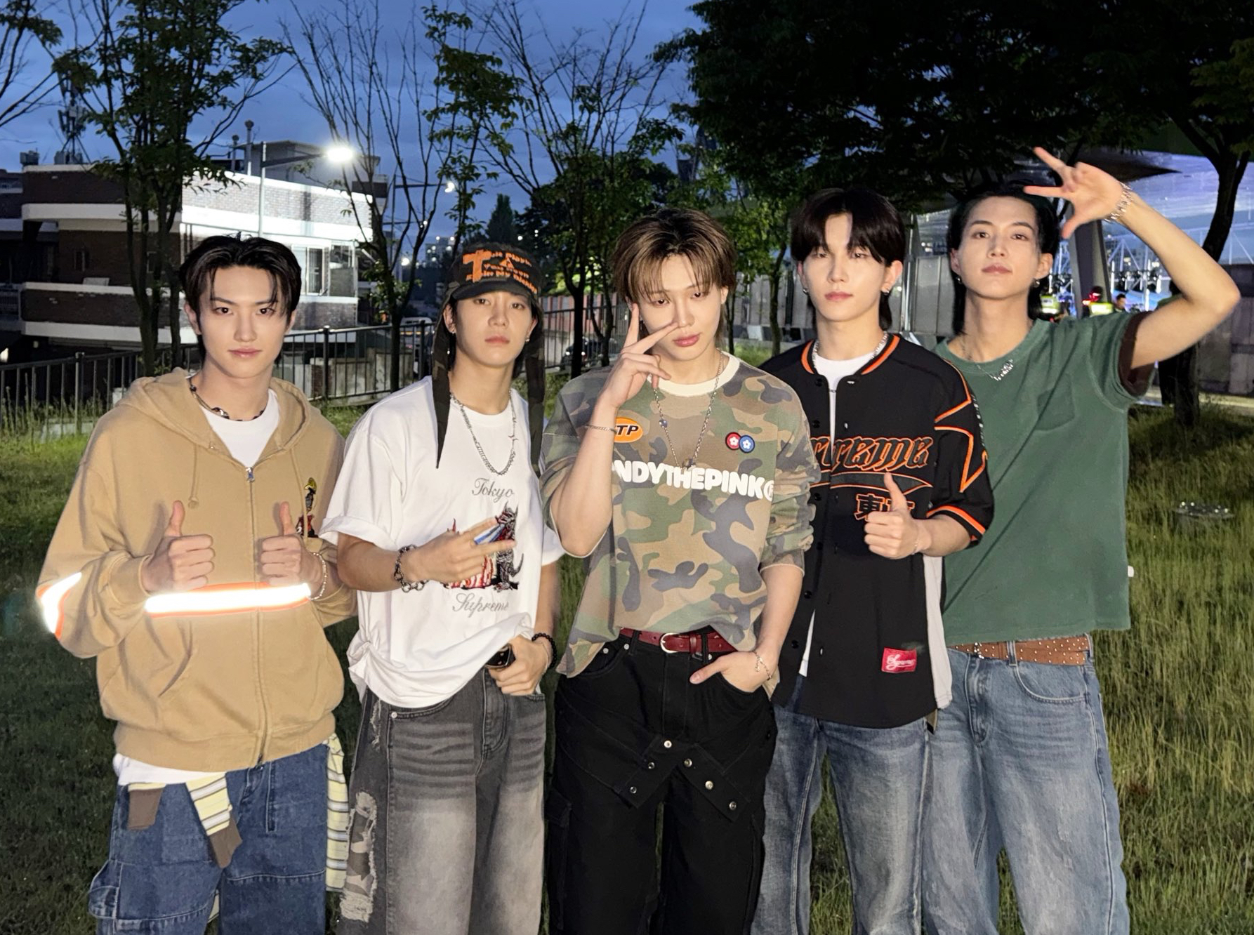 TNX 최근 활동샷