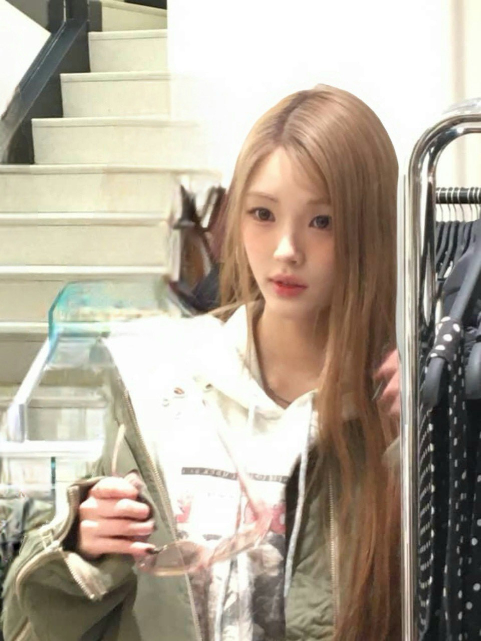 Behind-the-scenes cut of Yuha (Hearts2Hearts)