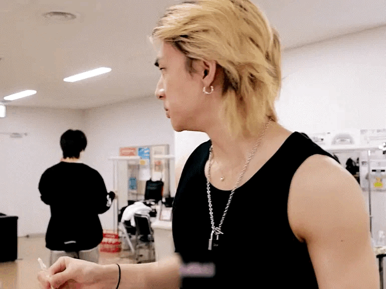 Latest photo of Hyunjin (Stray Kids)