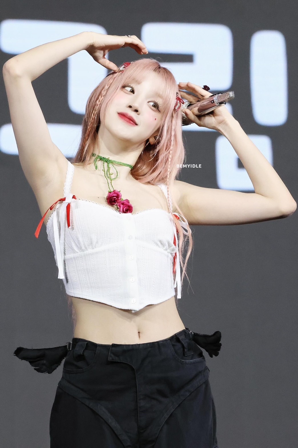 우기 (아이들)의 최신 사진