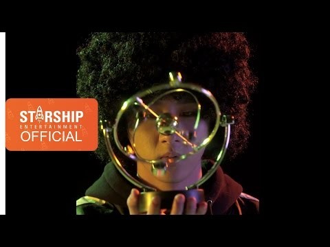 Momen yang diabadikan oleh penggemar MONSTA X