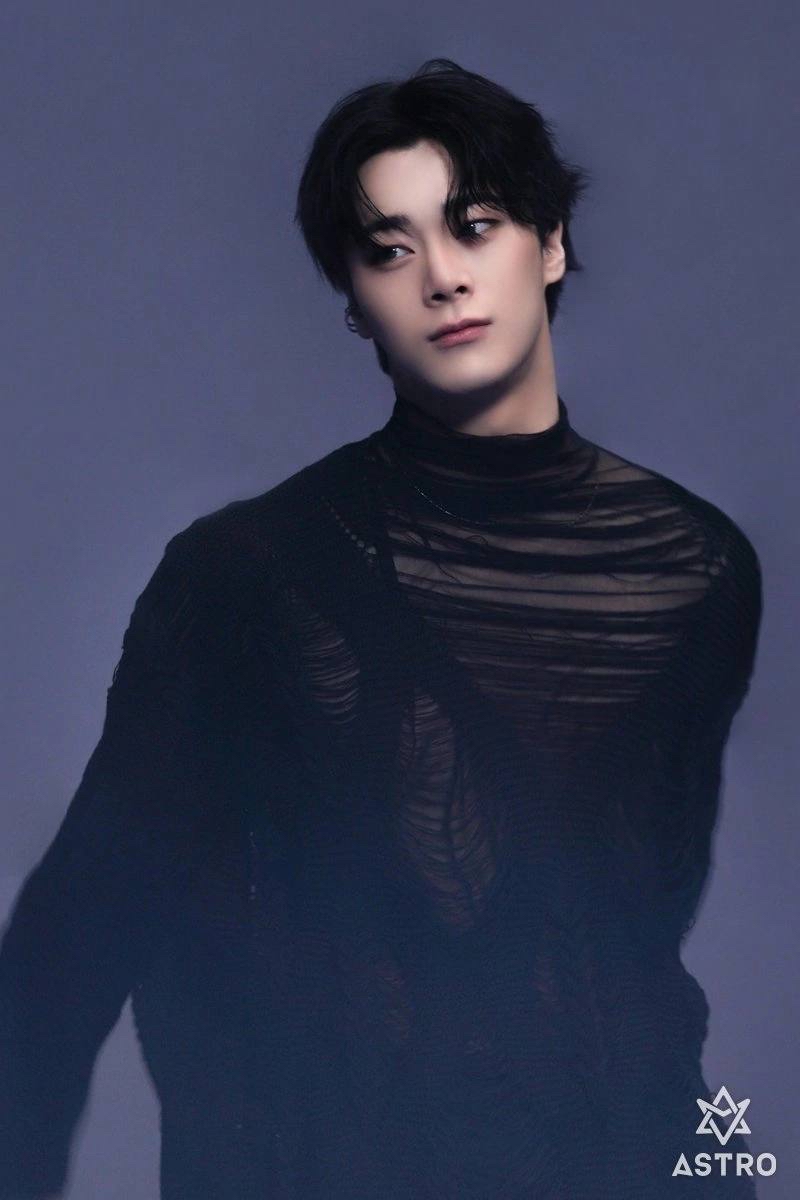 Behind-the-scenes cut of Moonbin (ASTRO)