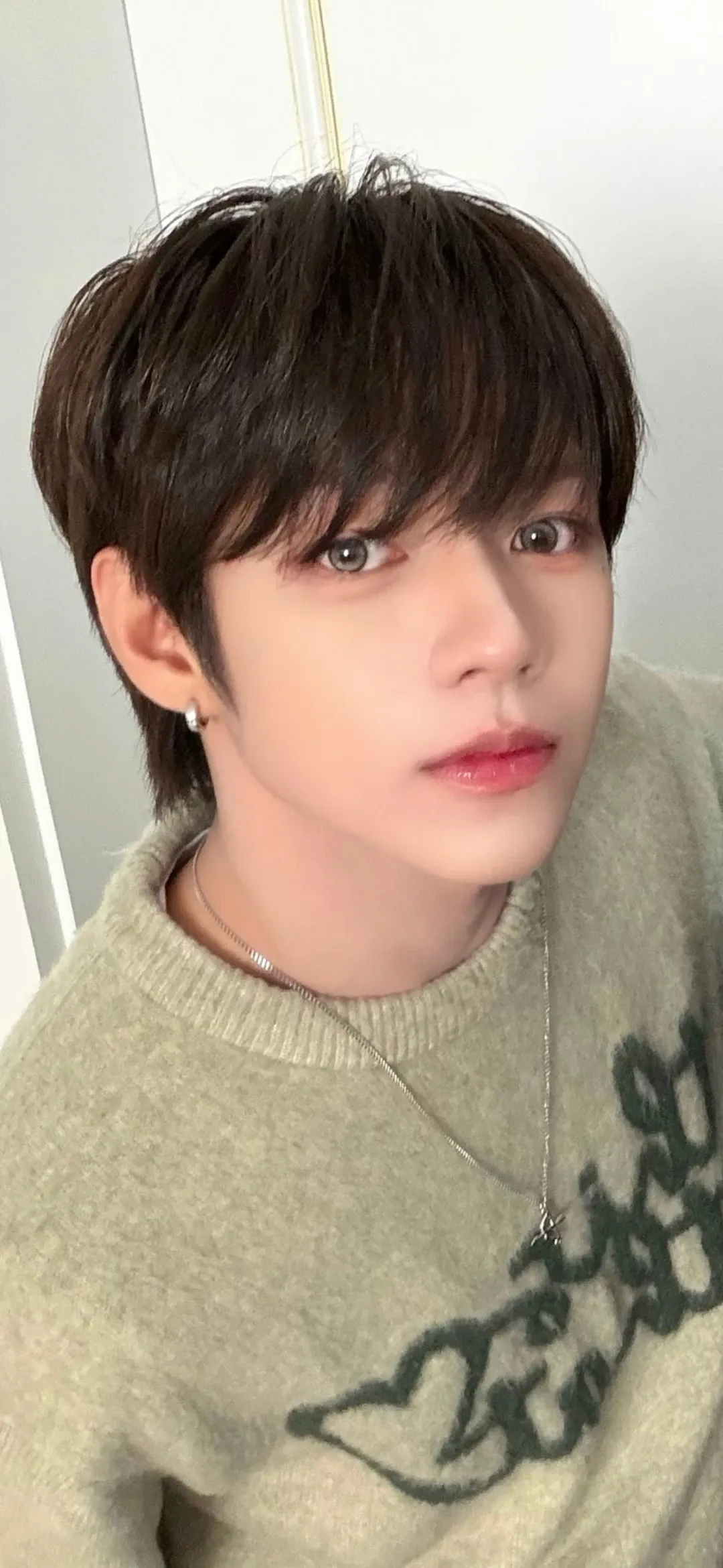 Fandom-recommended wallpaper image of JL (AHOF)