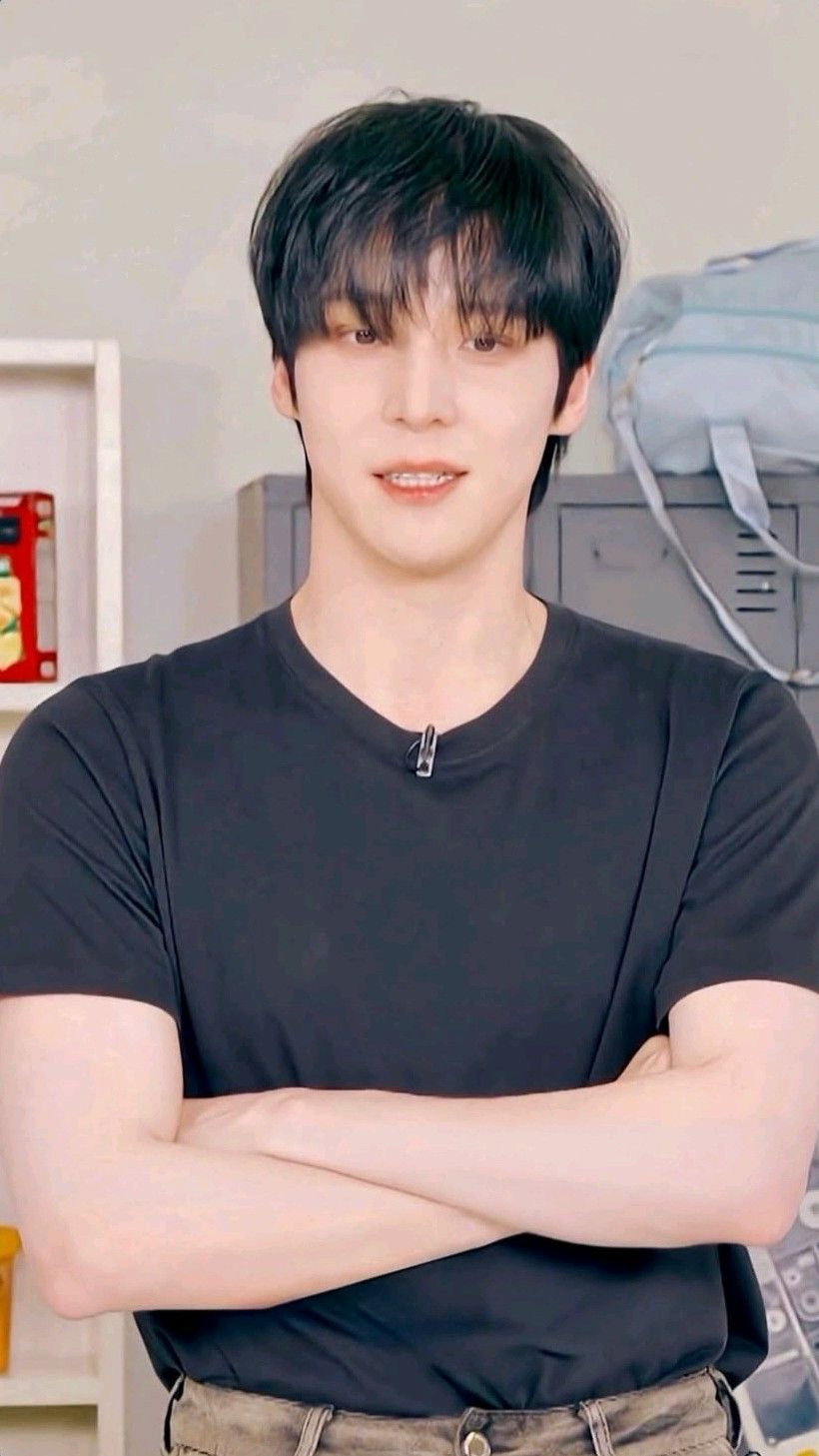 Latest photo of Yunho (ATEEZ)