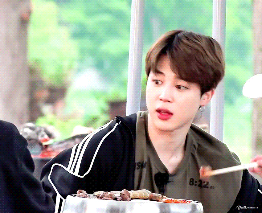 Momen yang diabadikan oleh penggemar Jimin (BTS)