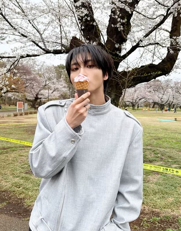 パク・ソンファ (ATEEZ)の舞台裏ショット