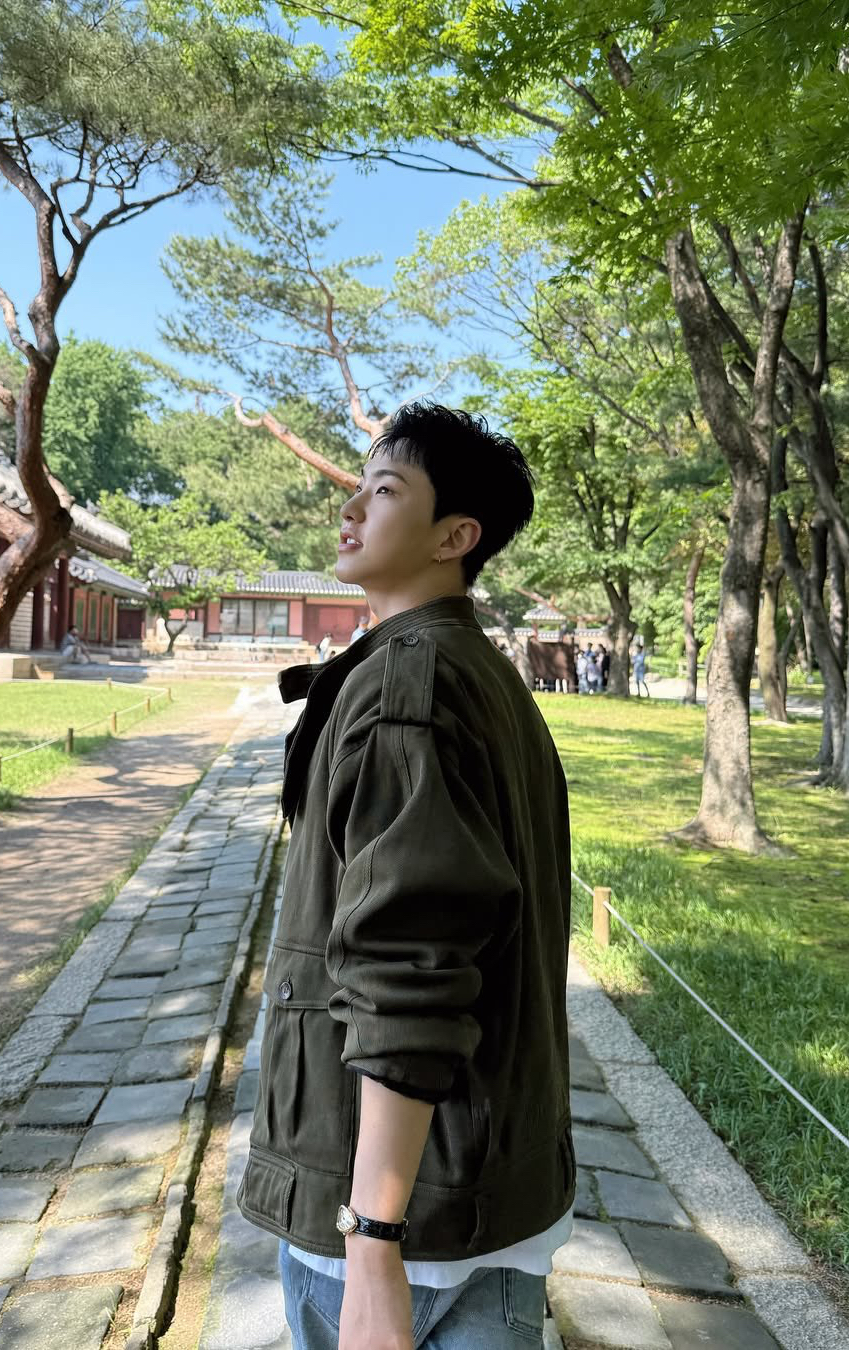 Latest photo of Hoshi (SEVENTEEN)