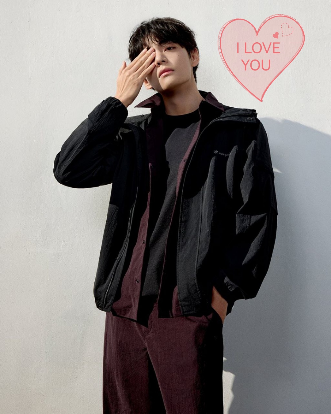 뷔 (방탄소년단)의 최신 사진