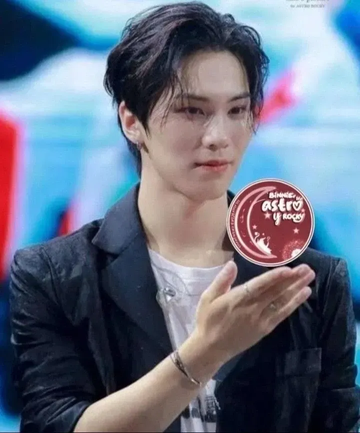 A moment captured by Rocky's fan