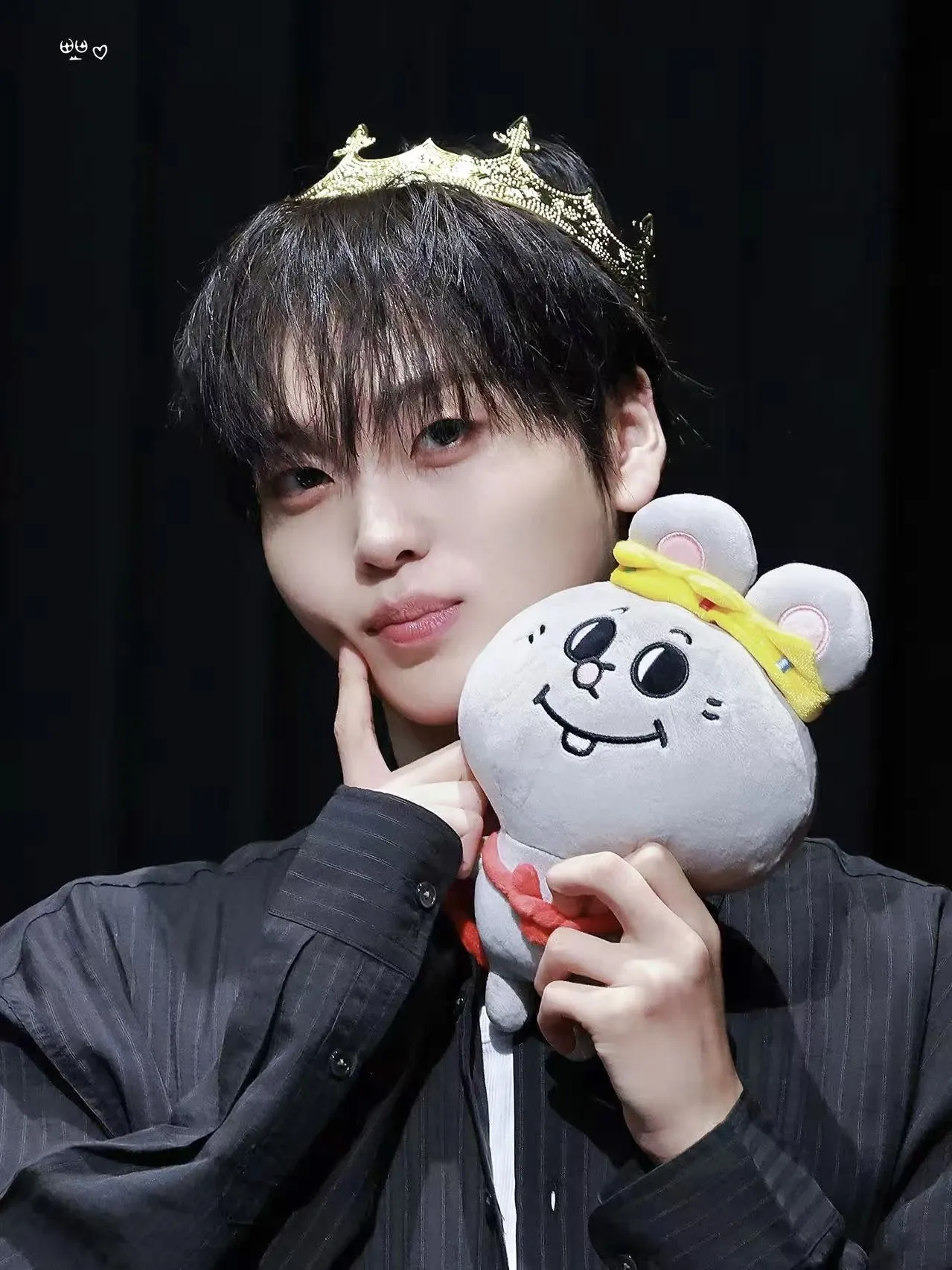A moment captured by Hyeongjun (CRAVITY)'s fan