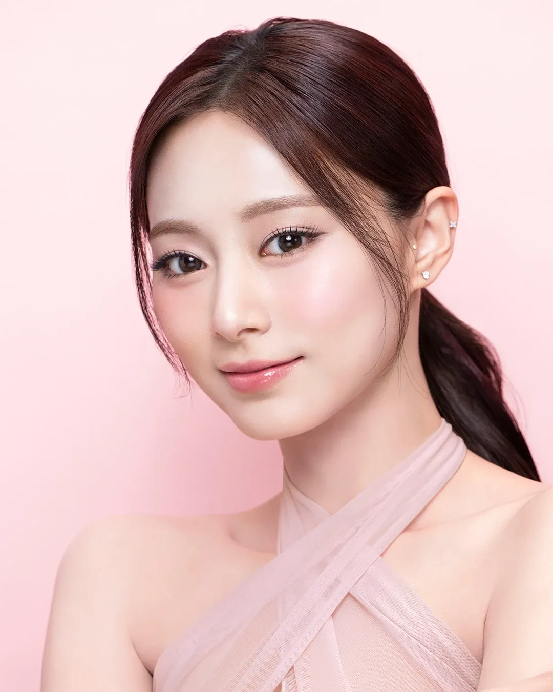 Potret di balik layar Tzuyu (TWICE)