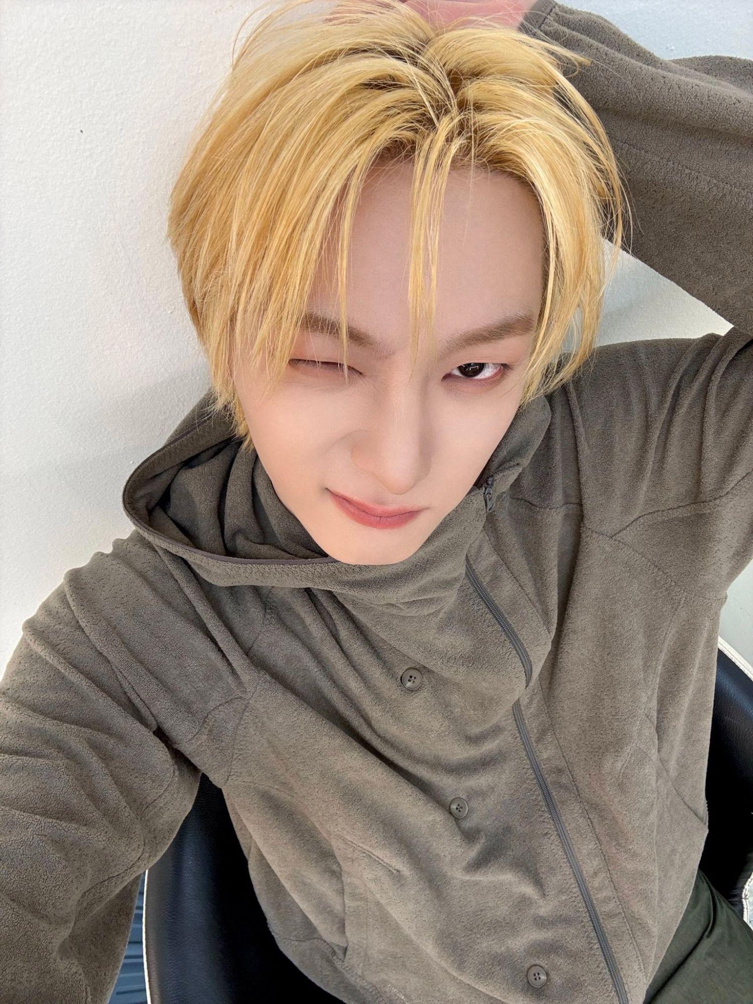 Behind-the-scenes cut of Sungho (BOYNEXTDOOR)