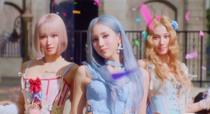 모모 (TWICE) 팬이 찍은 순간