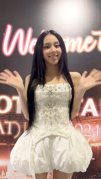 Recent activity shot of Chaeyoung (TWICE)