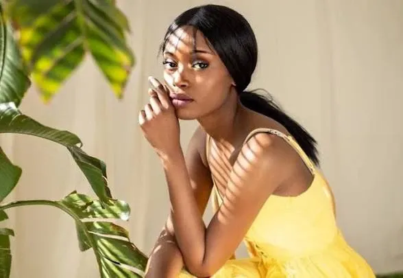 Recent activity shot of Fatou (Blackswan)
