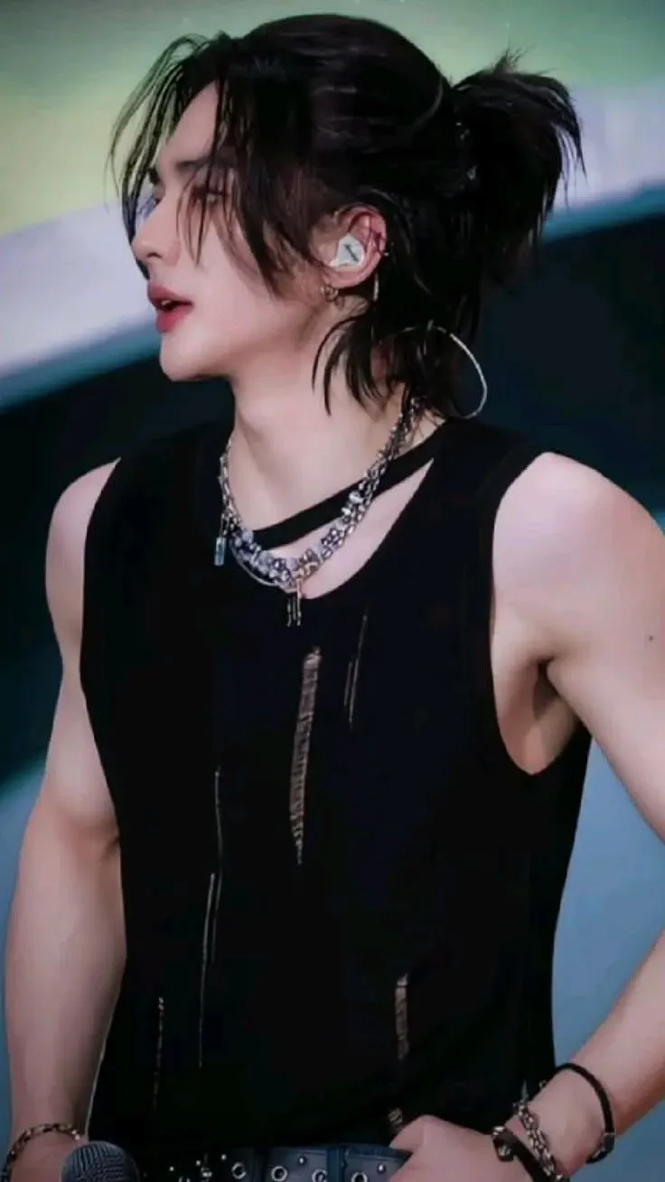 The most beloved wallpaper among Hyunjin (Stray Kids)'s fans