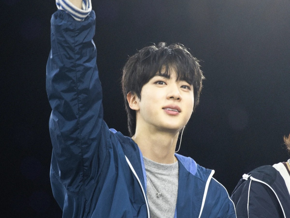 진 (방탄소년단)의 최신 사진