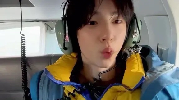 Recent activity shot of Juhoon (CORTIS)